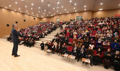 Başkan Güngör, Üniversite Öğrencilerine Müjdelerini Sıraladı