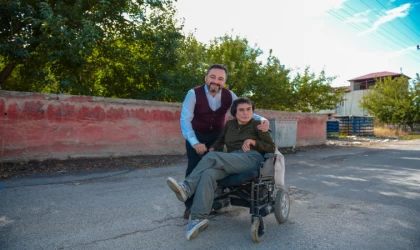 Başkan Gürbüz, “Sevgi tüm engelleri aşar”