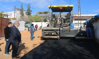 Pazarcık’ta asfalt sezonu tüm hızıyla sürüyor