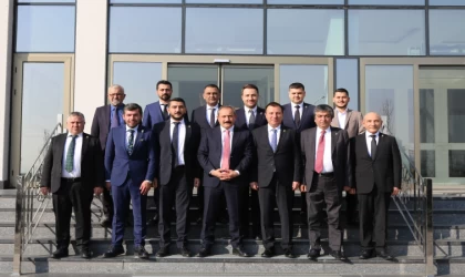 KMTSO Heyetinden Hisarcıklıoğlu’na Ziyaret Vizyon Projeler Konuşuldu