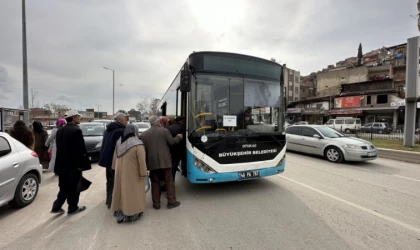 Büyükşehir 16 Hatla Toplu Taşımaya Devam Ediyor