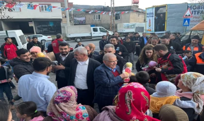Onikişubat Belediyesi, gönül sofrasını Dönüklü Mahallesi’nde kurdu