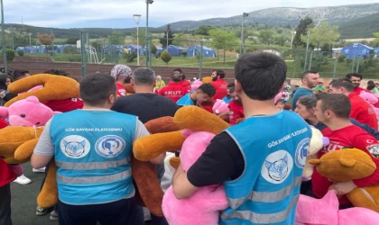 Gökbayrak Platformu Depremin ilk gününden Kahramanmaraş’ta hizmet veriyor