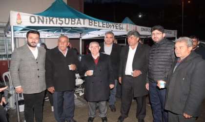 Şahinkayası, iftar programında Başkan Mahçiçek’i bağrına bastı