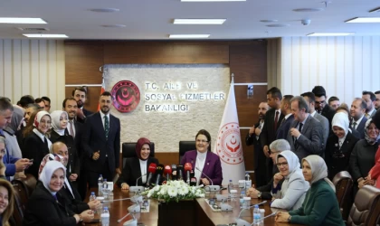 Aile ve Sosyal Hizmetler Bakanı Göktaş, Görevi Derya Yanık'tan Devraldı