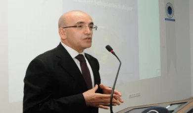 Bakan Şimşek’ten ’ekip’ vurgulu İngilizce paylaşım