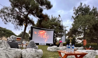 Kahramanmaraş’ta açık havada sinema keyfi