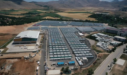 Büyükşehir, Elbistan’daki MÜSİAD Geçici Konaklama Merkezi’nin Yollarını Asfaltladı