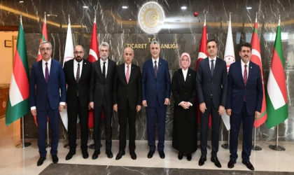 Kahramanmaraş Heyeti Ticaret Bakanı Bolat’ı Ziyaret Etti