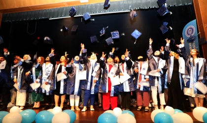 KİÜ, 3 Meslek Yüksekokulunda 275 Mezun Verdi