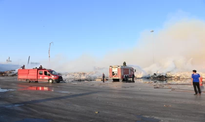 Başkan Güngör, “Kâğıt Fabrikasındaki Yangın Kontrol Altına Alındı”