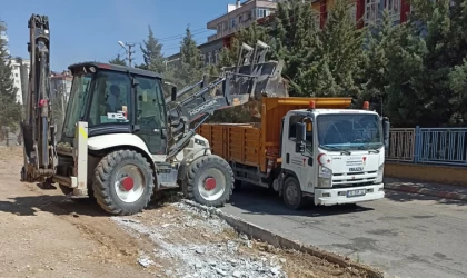 Büyükşehir, İnşaat Atıklarını Temizliyor