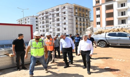 Güngör ve Ünlüer, İlçe Ziyaretlerini Sürdürüyor