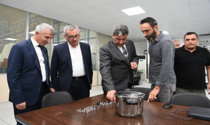 İşletmelerimiz Kahramanmaraş İçin Üretmeye Devam Ediyor