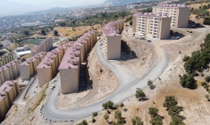 Yıldızevler’de Asfalt Öncesi Son Düzenlemeler Yapılıyor