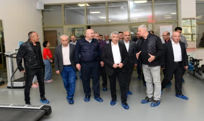 KSÜ’de Depremden Zarar Gören Yarı Olimpik Yüzme Havuzu Tekrar Hizmete Açıldı