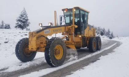 Büyükşehir’den Göksun’da Kar Yağışı Sonrası Anında Müdahale