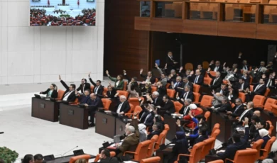 İsveç’in NATO’ya katılımına TBMM onayı