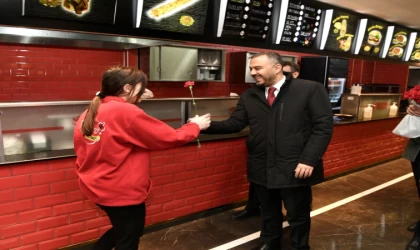 AK Parti Onikişubat Belediyesi Başkan Adayı Hanifi Toptaş, Saha Ziyaretlerini Sürdürüyor