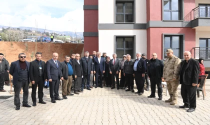 Başkan Güngör; “Kalıcı Konutları Hemşehrilerimize Hayırlı Olsun”