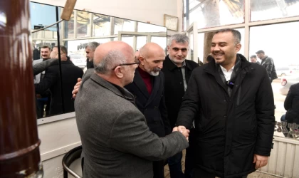 Hanifi Toptaş, “Daha Yaşanabilir Onikişubat İçin Sahadayız”