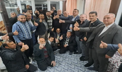 Yeniyapan ve Köseli’ye çıkarma yapan Dr. Ceyhan; “Makam kapısını kaldıracağız”