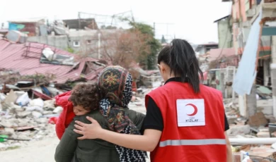 Kızılay’dan yetim çocuklara düzenli destek