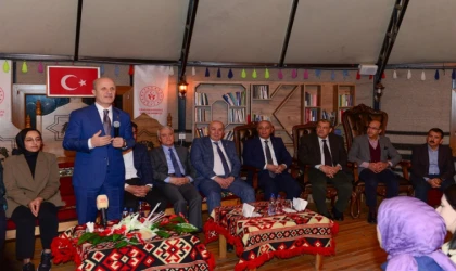 YÖK Başkanı Özvar KSÜ Öğrencileri ile  Sahur Yaptı