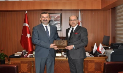 KSÜ’de TDK İş Birliği ile "Kaşgarlı Mahmud ve Dîvânu Lugâti't-Türk'ün 950. Yıl Dönümü" Sempozyumu 