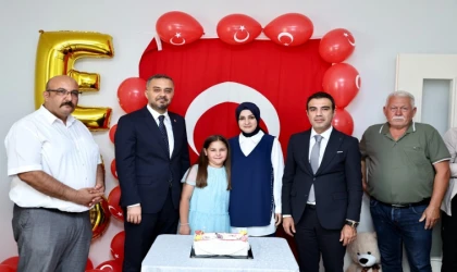 Başkan Toptaş’tan şehit Ahmet Yılmaz’ın kızı Elçin Naz’a doğum günü sürprizi