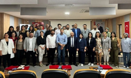 İSTİKLAL’İZ İş Zirvesi İş Dünyası ve Öğrencileri Buluşturdu