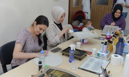 Kadınlar Büyükşehir’in Kurslarında Meslek Ediniyor, Aile Ekonomisine Katkı Sağlıyor