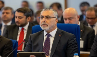 Bakan Işıkhan: Belediyelerin prim borçları had safhada... Gereken tüm adımlar atılacak