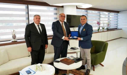 Başkan Akpınar, Bakanlarla Dulkadiroğlu’nun Geleceğini Görüştü