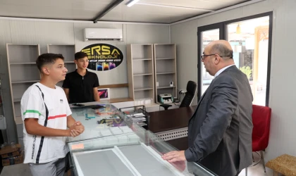 Esnaf Kan Ağlarken Biz Gülemeyiz Esnafın Sorunlarını Görmezden Gelemeyiz