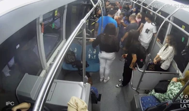 Fenalaşan yolcu için direksiyonu hastaneye çevirdi