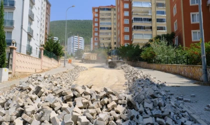 Onikişubat Belediyesi’nden Süleyman Şah Mahallesi’ne asfalt atağı