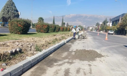 Büyükşehir’in Mobil Ekibi Şehir Genelinde Onarımlarını Sürdürüyor