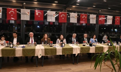 Büyükşehir Belediyesi Meclisi İftarda Bir Araya Geldi