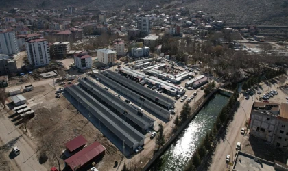 Büyükşehir, Elbistan’da Rezerv Alandaki İş Yerleri İçin 2 Yeni Çarşı Kurdu