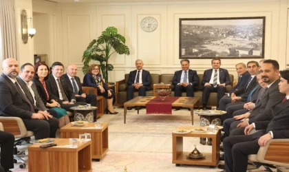 Rektör Yasım, Gaziantep Büyükşehir Belediyesi Başkanı Fatma Şahin'in Misafiri Oldu