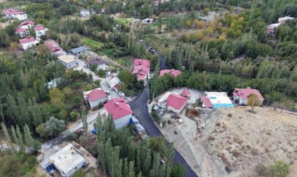 Büyükşehir, Çağlayancerit’te 65 Milyonluk Yol Yatırımı Yapıyor