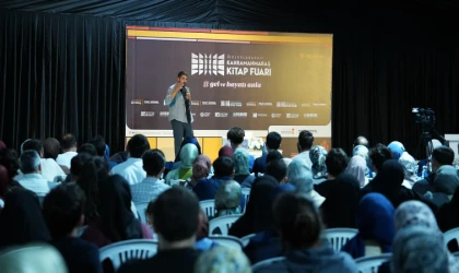 Kitap Fuarı, 9’uncu Gününde Altay Cem Meriç’i Ağırladı