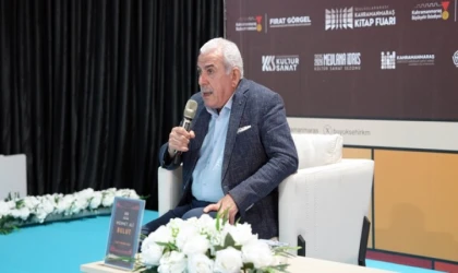 Mehmet Ali Bulut, Kitap Fuarı’nda “Modern Çağ ve İnanç” Konusunu Ele Aldı