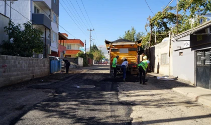 Yol Konforu İçin Asfalt Mesaisi Etap Etap Sürüyor