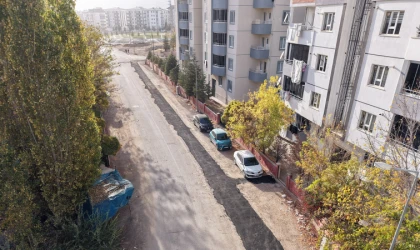 Elbistan’da Altyapının Ardından Yollar da Bir Bir Onarılıyor