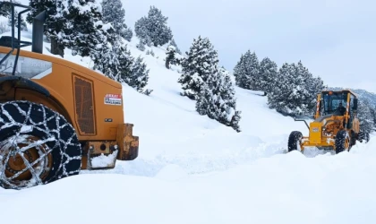 Büyükşehir, Karla Mücadeleyi Koordineli Şekilde Sürdürüyor