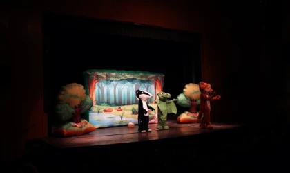 Büyükşehir, “Sevimli Dinozor Dobizor” ile Minikleri Sanatla Buluşturdu