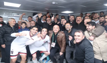 Başkan Akpınar’dan Karpedo Dondurma Kahramanmaraşspor’a Galibiyet Hediyesi