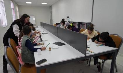 Pusula Maraş’tan Çocuklara Yönelik Renkli Atölye